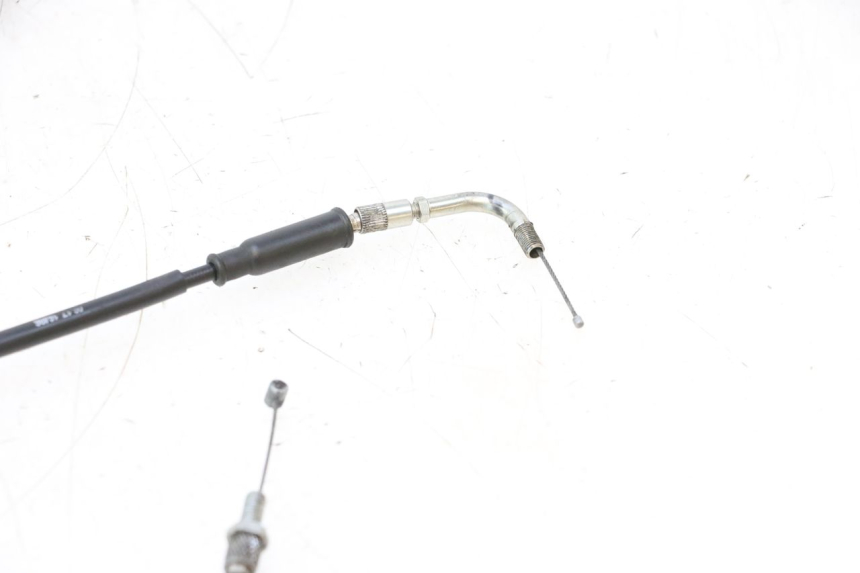 photo de CABLE ACELERADOR PIAGGIO ZIP 2T 50 (2009 - 2019) - Detalle de la pieza