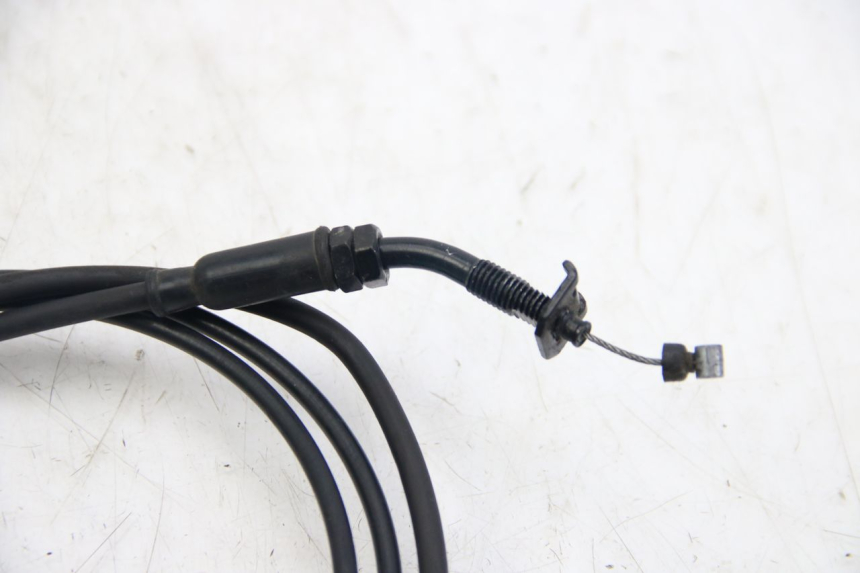 photo de CABLE ACELERADOR PIAGGIO ZIP 4T 50 (2018 - 2020) - Zoom estado de uso