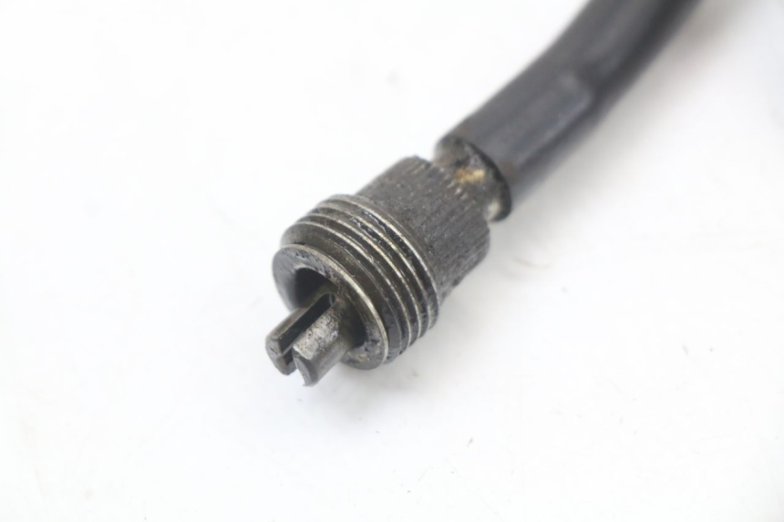 photo de CABLE CUENTARREVOLUCIONES SUZUKI GN 125 (1997 - 2000) - Zoom estado de uso