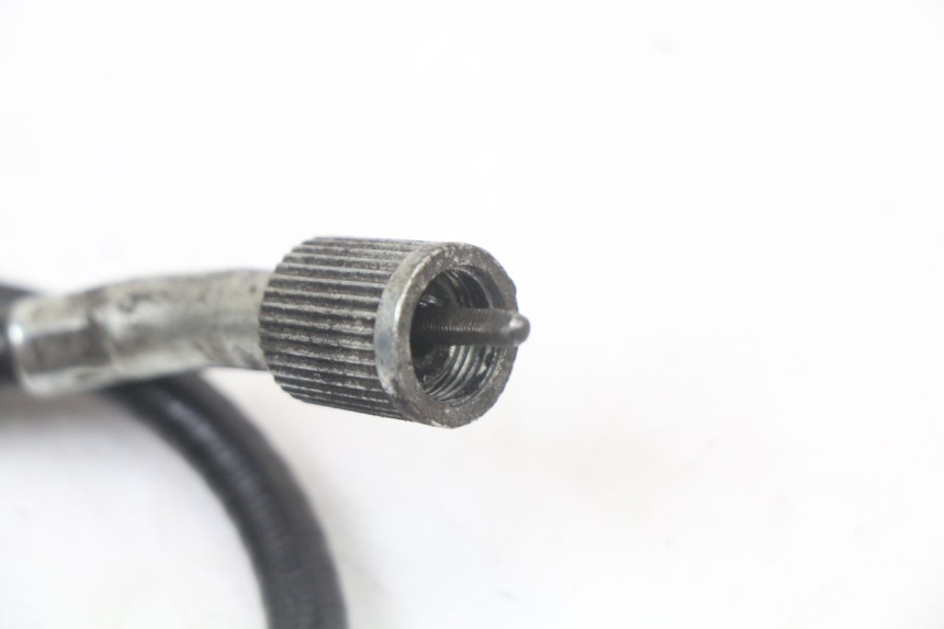 photo de CABLE CUENTARREVOLUCIONES SUZUKI GN 125 (1997 - 2000) - Otra perspectiva