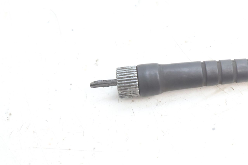photo de CABLE CUENTA KILÓMETROS KYMCO AGILITY 16+ 4T 50 (2018 - 2023) - Zoom estado de uso