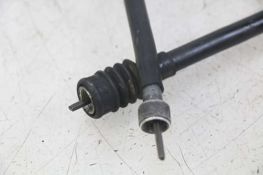 photo de CABLE CUENTA KILÓMETROS APRILIA ATLANTIC 125 (2003 - 2009) - Zoom estado de uso