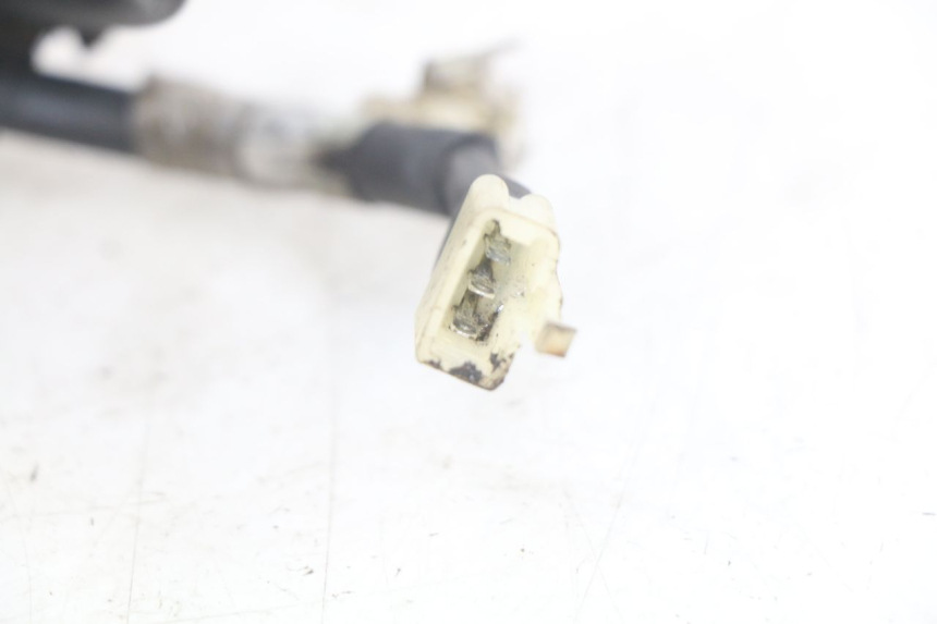 photo de CABLE CUENTA KILÓMETROS SYM CROX 4T 50 (2016 - 2023) - Primer plano técnico