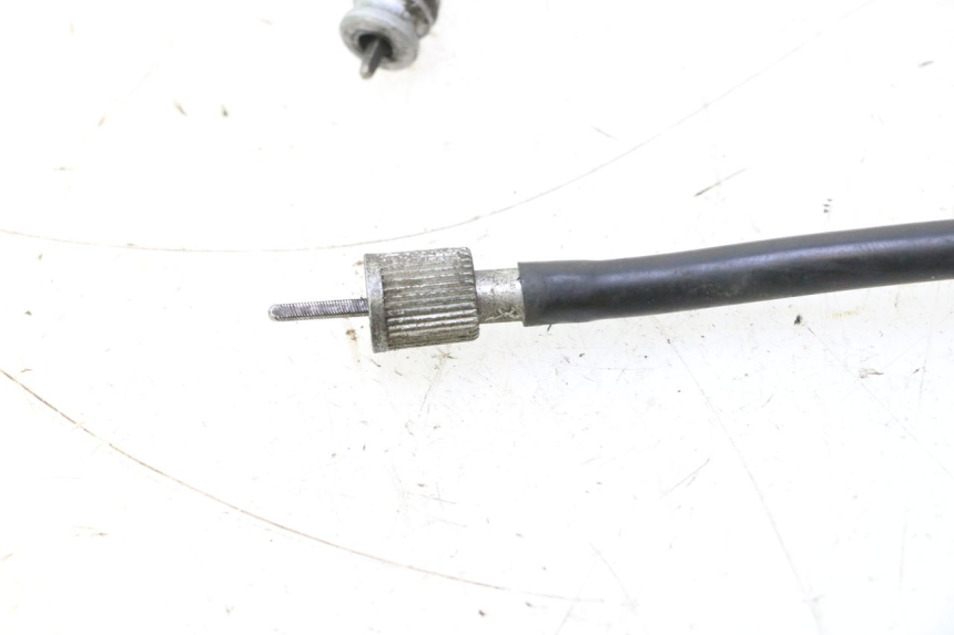 photo de CABLE VELOCIMETRO SUZUKI DR S 600 (1985 - 1989) - Primer plano técnico