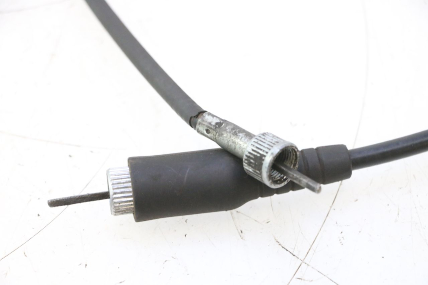 photo de CABLE VELOCIMETRO PEUGEOT KISBEE 4T 50 (2023 - 2026) - Zoom estado de uso