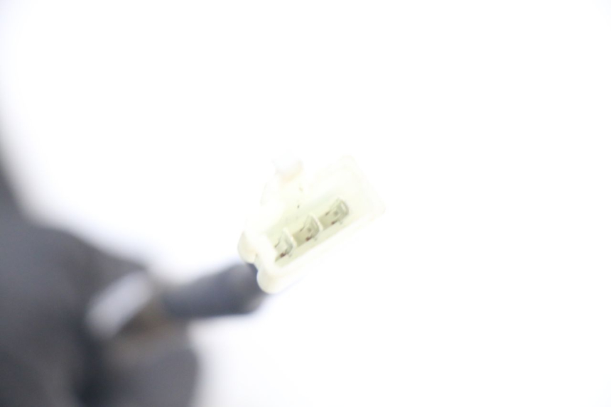 photo de CABLE VELOCIMETRO PEUGEOT TWEET 4T 50 (2023 - 2025) - Primer plano técnico