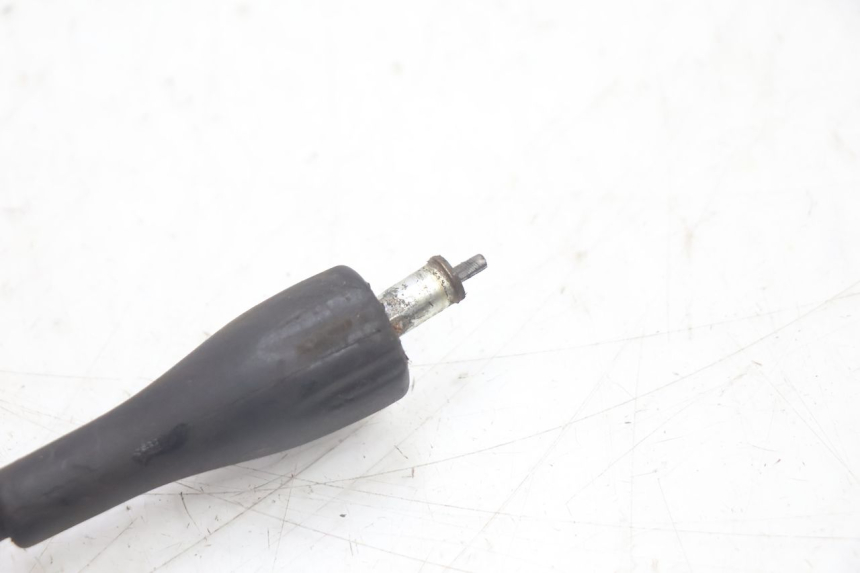 photo de CABLE VELOCIMETRO PIAGGIO ZIP IGET 4T 50 (2021 - 2023) - Primer plano técnico