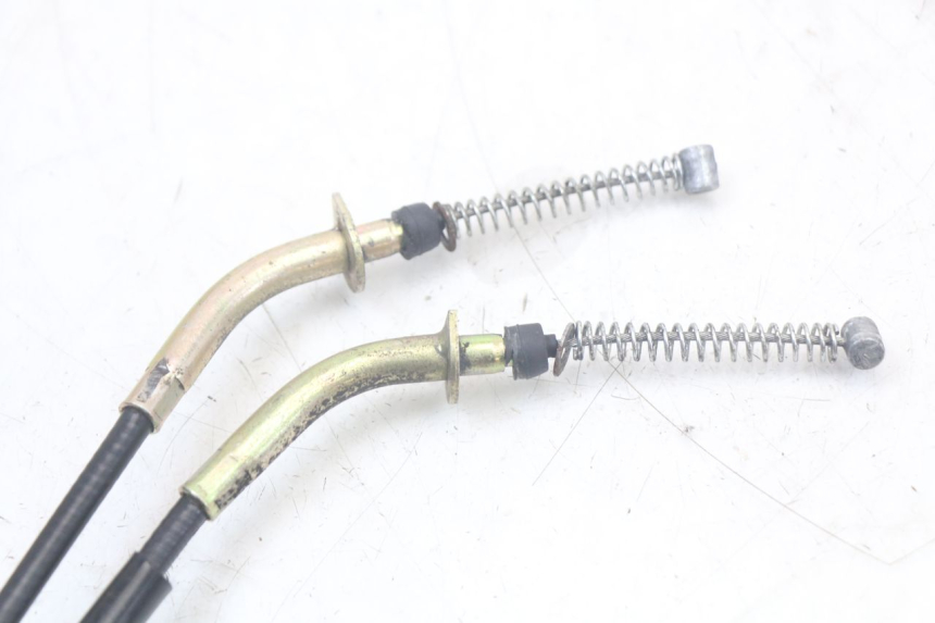 photo de CABLE FRENO DE ESTACIONAMIENTO HYTRACK ST 170 (2020 - 2024) - Otra perspectiva