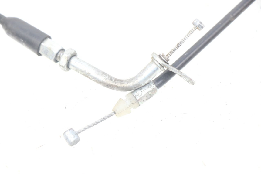 photo de CABLE APERTURA ASIENTO JM MOTORS EVOLIS 4T 50 (2018 - 2022) - Primer plano técnico