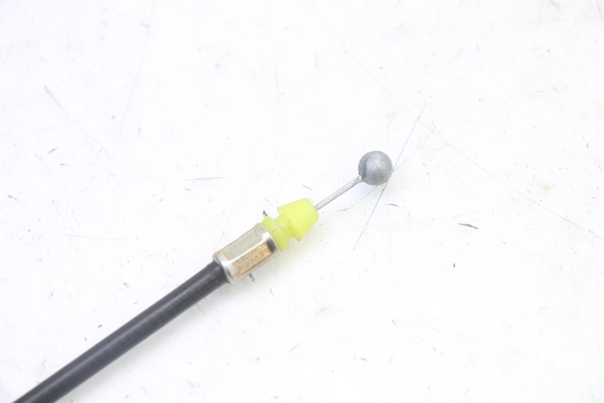 photo de CABLE CIERRE ASIENTO KIDEN KD125-G 125 (2018 - 2022) - Zoom estado de uso