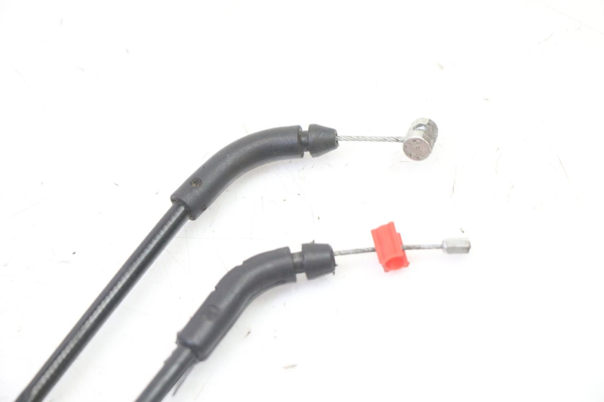 photo de CABLE CIERRE ASIENTO PIAGGIO MP3 500 (2014 - 2017) - Estado de la superficie y material