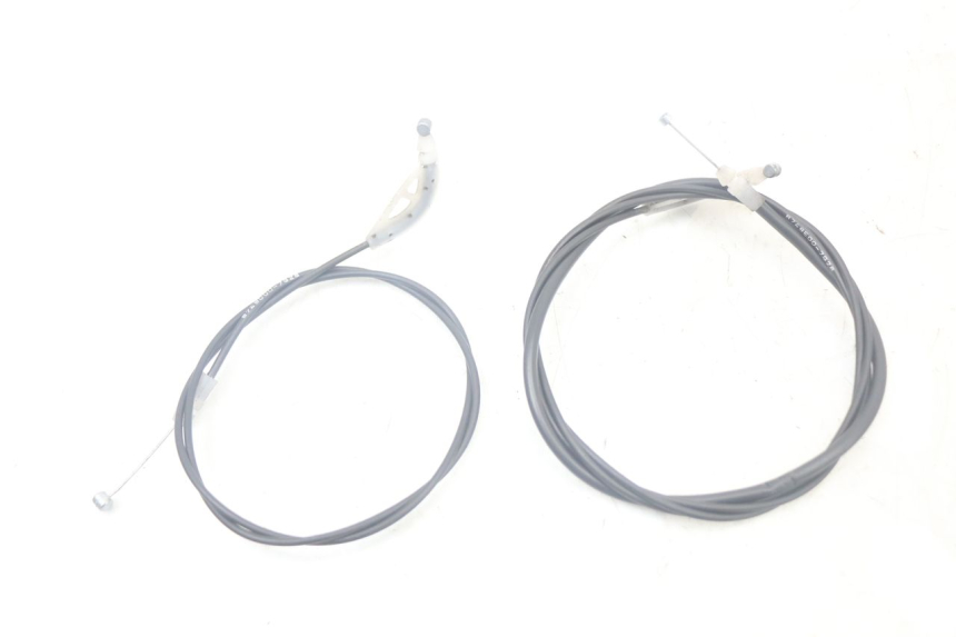 photo de CABLE APERTURA ASIENTO YAMAHA XMAX X-MAX ABS 125 (2017 - 2020) - Detalle de la pieza