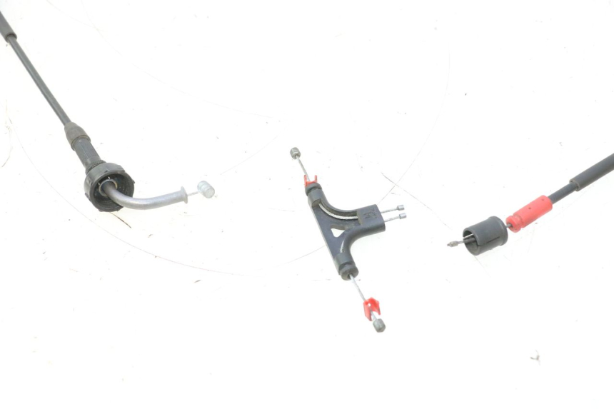 photo de CABLE APERTURA ASIENTO YAMAHA XMAX X-MAX 125 (2006 - 2009) - Detalle de la pieza