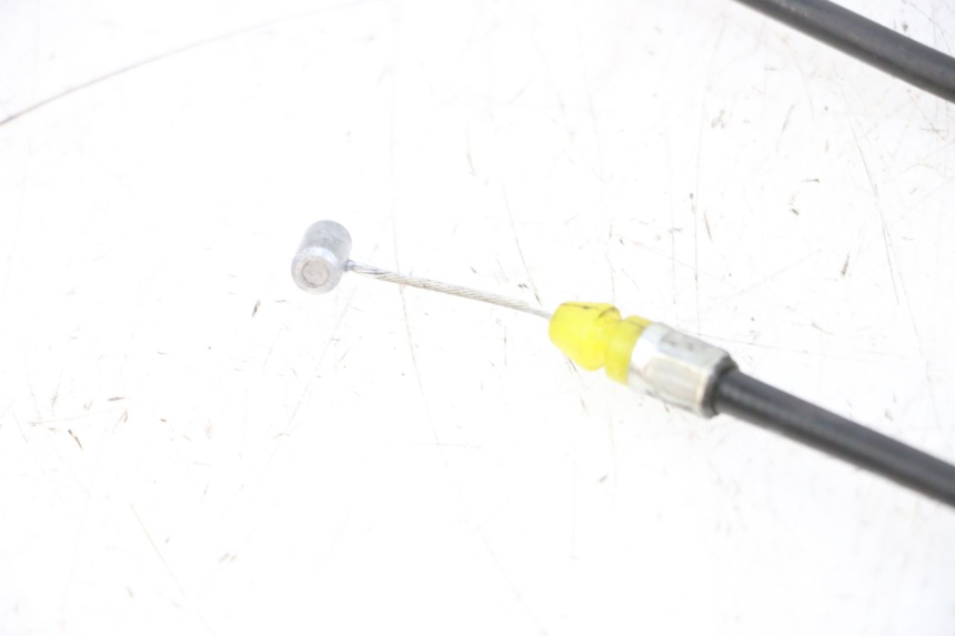 photo de CABLE CIERRE ASIENTO KAWASAKI ZR 7 750 (1999 - 2004) - Detalles de los puntos de fijación