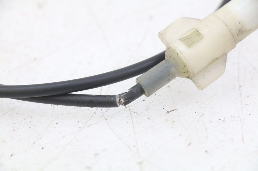 photo de CABLE TAPA DE COMBUSTIBLE PEUGEOT DJANGO 2T 50 (2014 - 2019) - Zoom estado de uso