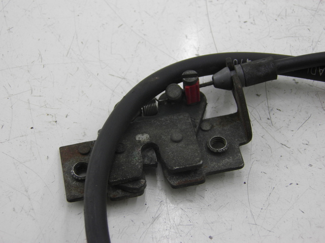 photo de CABLE  TANQUE CUBIERTA HONDA FES PANTHEON 125 (2003 - 2007) - Otra perspectiva