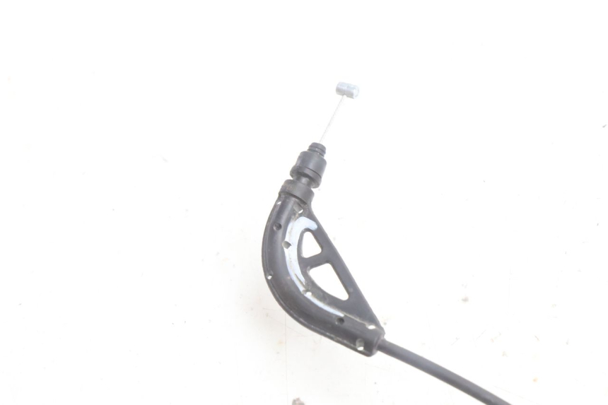 photo de CABLE  TANQUE CUBIERTA YAMAHA N-MAX NMAX 125 (2021 - 2024) - Zoom estado de uso