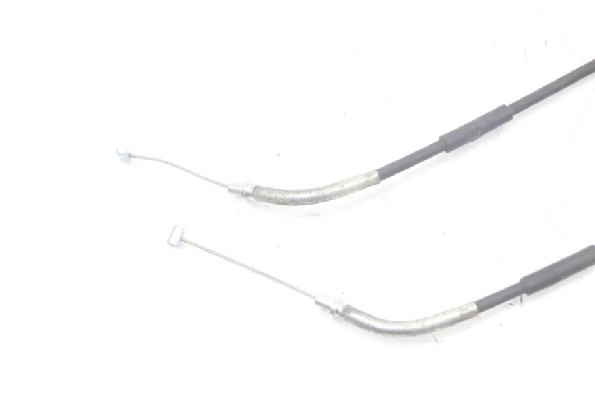 photo de VALVULAS ESCAPE CABLE SUZUKI GSR 750 (2011 - 2017) - Primer plano técnico