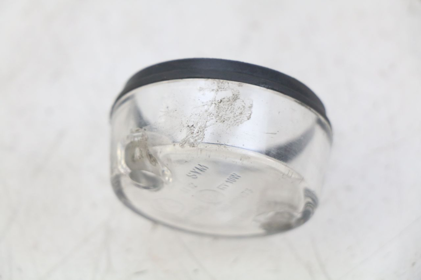 photo de CUBIERTA DE INTERMITENTE TRASERO DERECHO SYM ORBIT 2 4T 50 (2018 - 2022) - Detalle de la pieza