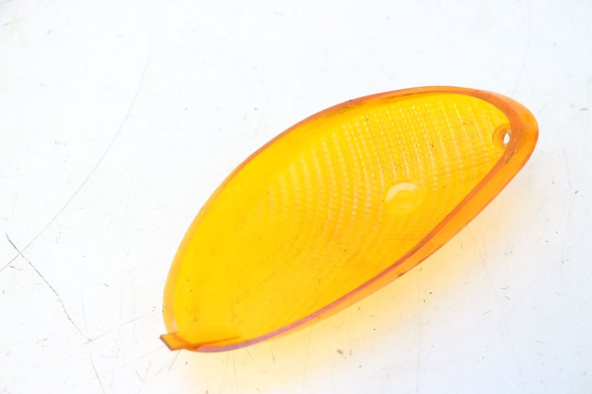 photo de DELANTERO DERECHO LENTE INTERMITENTE YAMAHA YP MAJESTY 125 (1998 - 2001) - Otra perspectiva