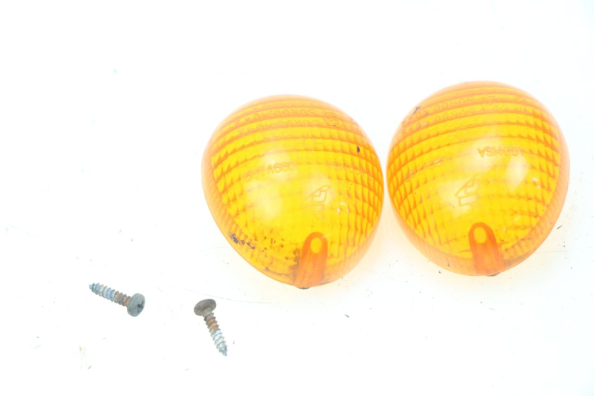 photo de CUBIERTA DEL INTERMITENTE DELANTERO PEUGEOT LUDIX 50 (2008 - 2017) - Zoom estado de uso