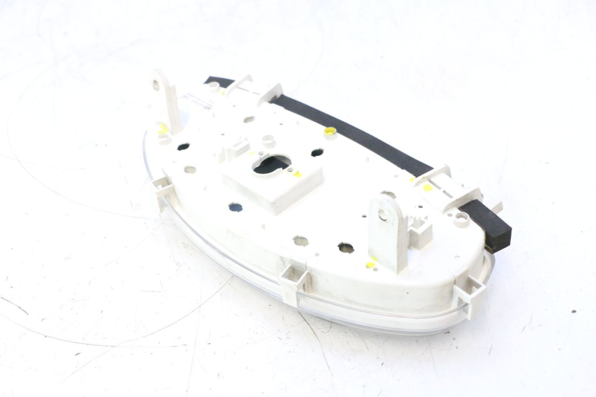 photo de VELOCIMETRO VASO SUZUKI BURGMAN 125 (2007 - 2014) - Primer plano de alta resolución