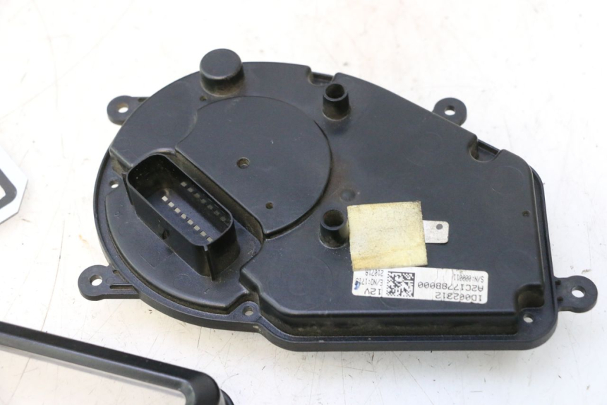 photo de VELOCIMETRO VASO PIAGGIO NRG POWER PUREJET 50 (2018 - 2021) - Características distintivas
