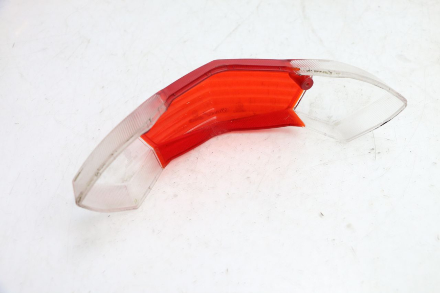 photo de LUZ FRENO PEUGEOT KISBEE 4T 50 (2018 - 2022) - Primer plano técnico