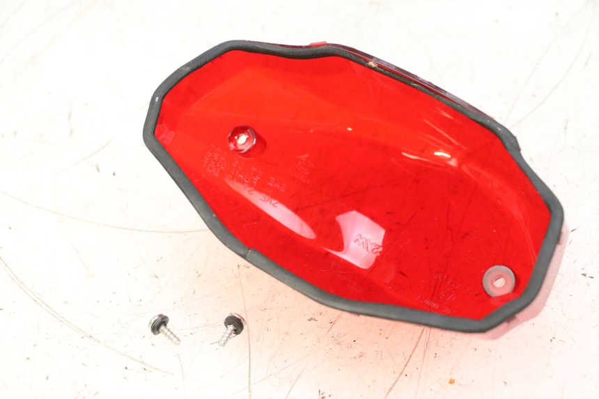 photo de CUBIERTA DE LUZ TRASERA SYM ORBIT 2 4T 50 (2008 - 2017) - Otra perspectiva