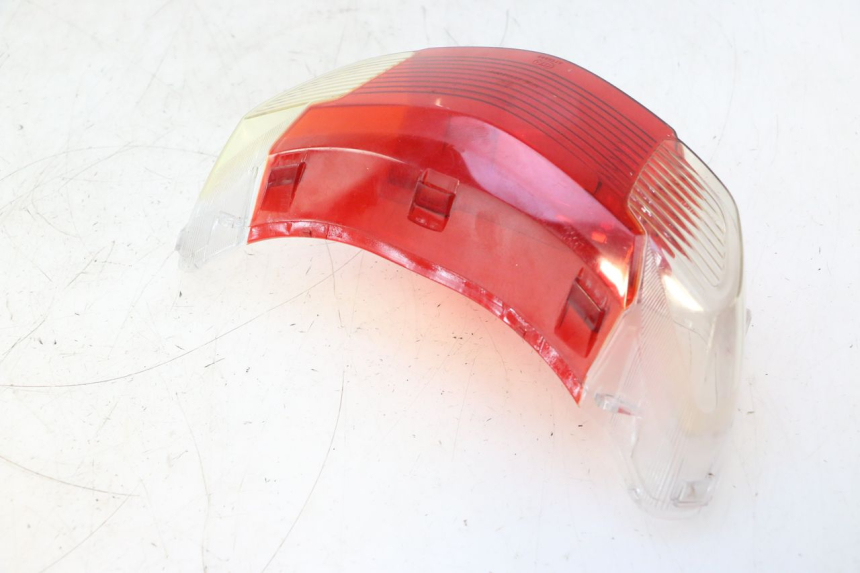 photo de CUBIERTA DE LUZ TRASERA JM MOTORS SANTANA 50 (2014 - 2023) - Marcados y referencias originales