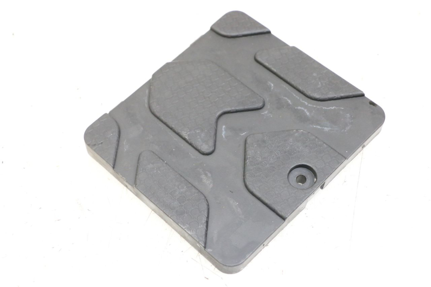 photo de TAPA BATERIA DAELIM A-FOUR 2T 50 (2005 - 2012) - Zoom estado de uso