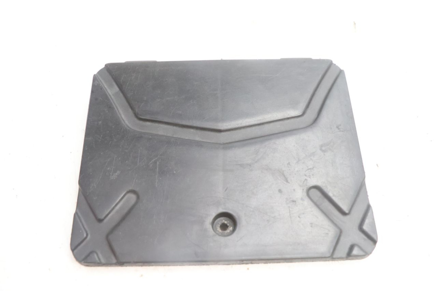 photo de TAPA BATERIA KYMCO AGILITY FR 2T 50 (2012 - 2017) - Detalle de la pieza