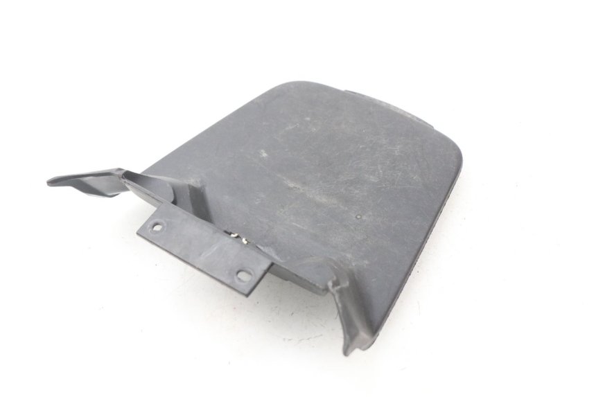 photo de TAPA DE LA BATERíA MBK BOOSTER SPIRIT 50 (2004 - 2017) - Zoom estado de uso