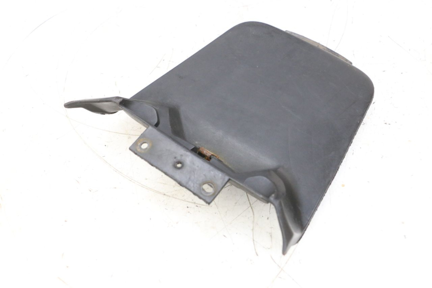 photo de TAPA DE BATERÍA MBK BOOSTER SPIRIT NAKED 50 (2004 - 2017) - Otra perspectiva