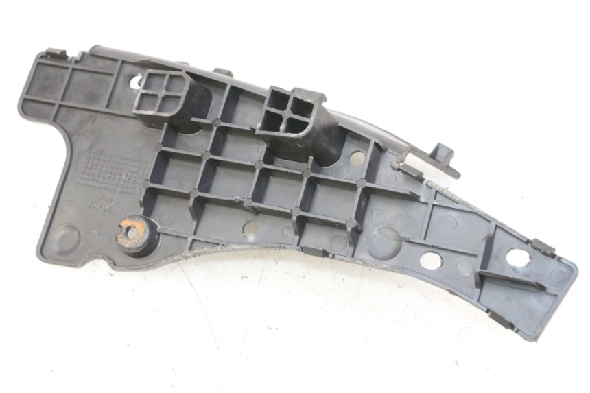 photo de TAPA DE BATERÍA SUZUKI BURGMAN 125 (2007 - 2014) - Zoom estado de uso