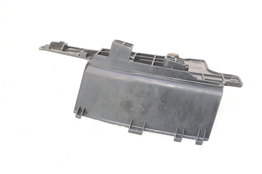 photo de TAPA DE BATERÍA SUZUKI BURGMAN 125 (2007 - 2014) - Vista general del producto