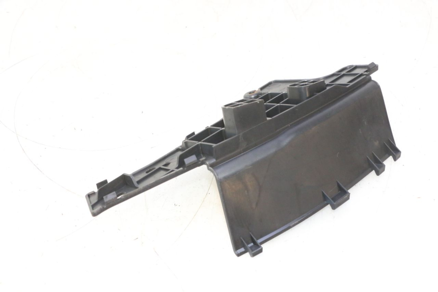 photo de TAPA DE BATERÍA SUZUKI BURGMAN 125 (2007 - 2014) - Zoom estado de uso