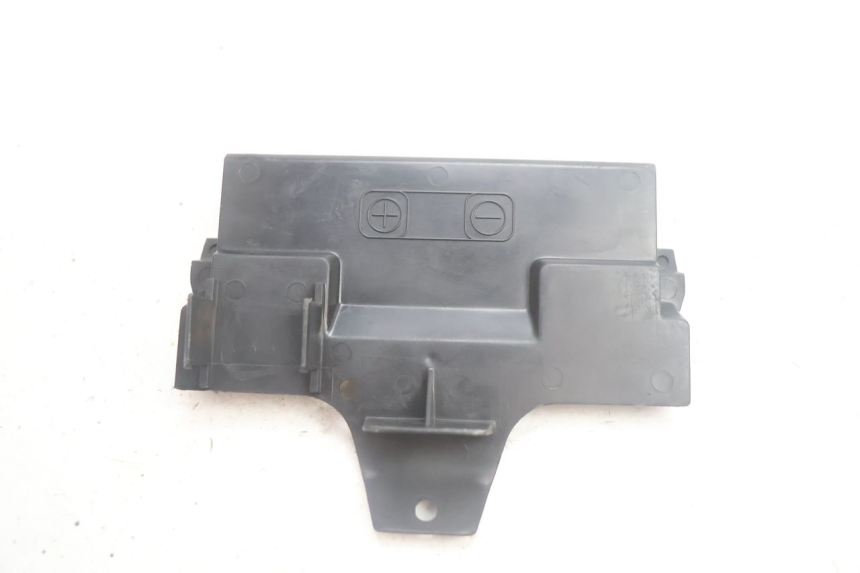 photo de TAPA BATERIA SUZUKI BURGMAN EXECUTIVE ABS 650 (2006 - 2012) - Vista principal