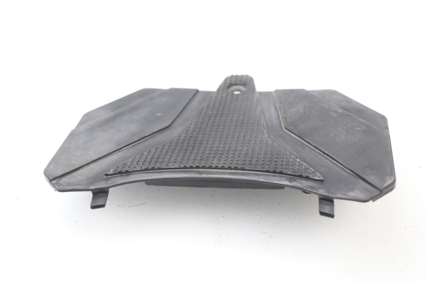 photo de TAPA DE BATERÍA YAMAHA BW'S BWS 125 (2010 - 2013) - Zoom estado de uso