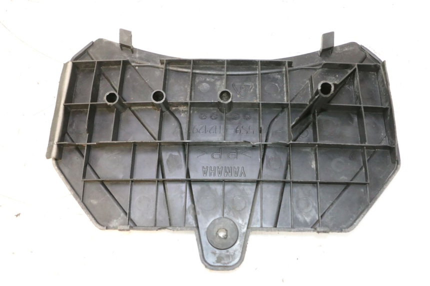 photo de TAPA DE BATERÍA YAMAHA BW'S BWS 125 (2010 - 2013) - Detalle de la pieza