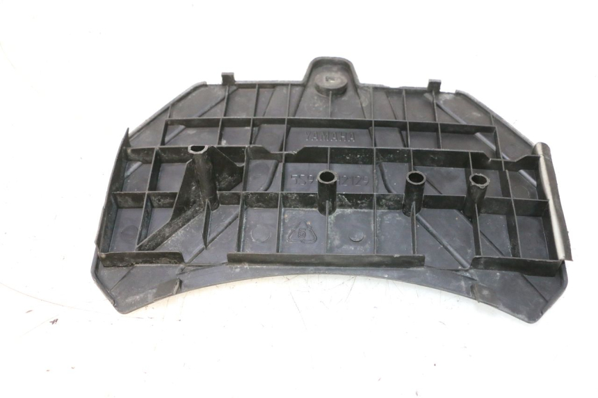 photo de TAPA DE BATERÍA YAMAHA BW'S BWS 125 (2010 - 2013) - Zoom estado de uso