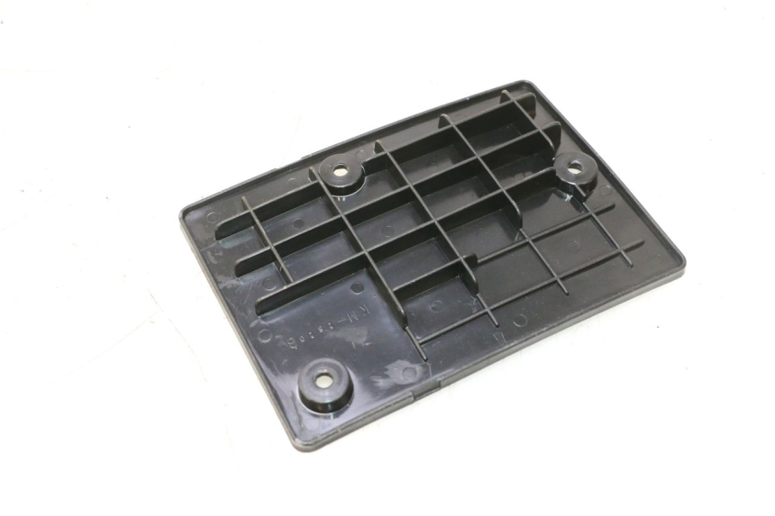 photo de TAPA BATERIA TGB CITY RS 50 (2011 - 2016) - Detalle de la pieza