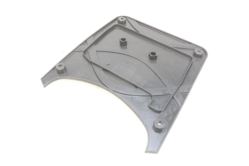 photo de TAPA DE BATERÍA SYM CROX 4T 50 (2016 - 2023) - Detalle de la pieza