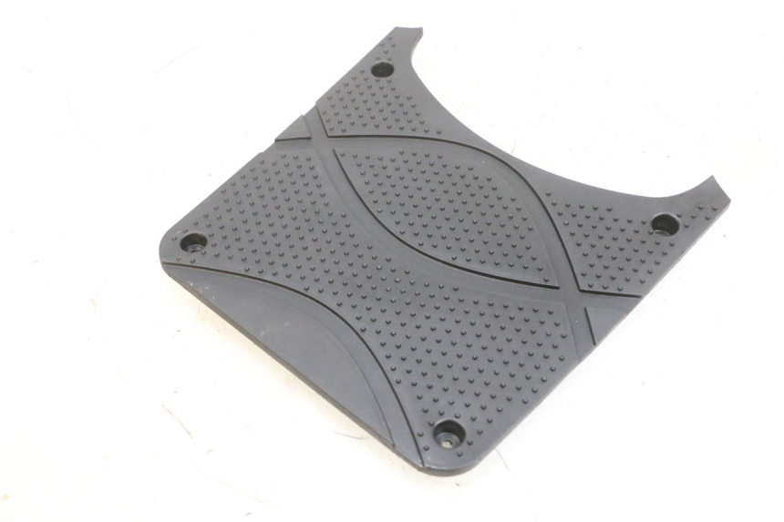 photo de TAPA DE BATERÍA SYM CROX 4T 50 (2016 - 2023) - Zoom estado de uso