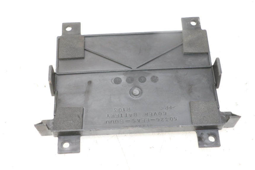 photo de TAPA BATERIA KYMCO DINK STREET 125 (2009 - 2014) - Zoom estado de uso