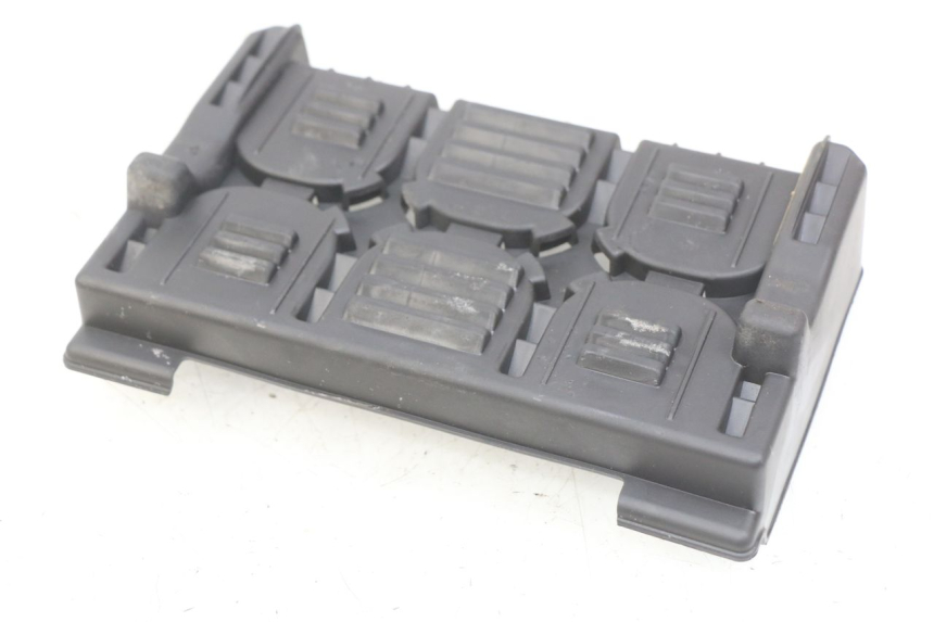 photo de TAPA DE LA BATERíA PEUGEOT E-VIVACITY 1 (2012 - 2018) - Zoom estado de uso