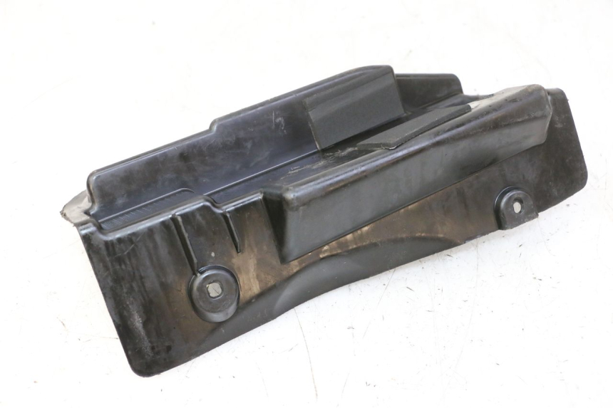 photo de TAPA DE BATERÍA HONDA FES S-WING SWING ABS 125 (2007 - 2015) - Detalle de la pieza