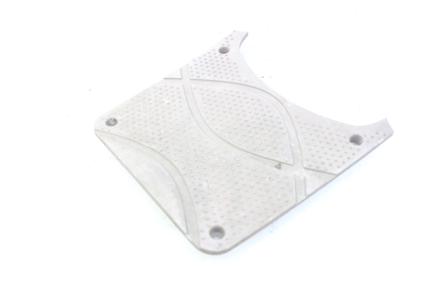 photo de TAPA DE BATERÍA SYM FIDDLE 2 125 (2010 - 2013) - Zoom estado de uso