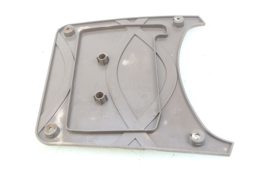 photo de TAPA DE LA BATERíA SYM FIDDLE 2 50 (2008 - 2013) - Zoom estado de uso