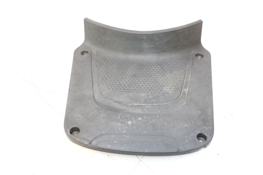 photo de TAPA BATERIA SYM FIDDLE 3 III 50 (2014 - 2020) - Primer plano técnico